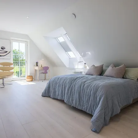 Kunstart20 Bed & Breakfast 4*
