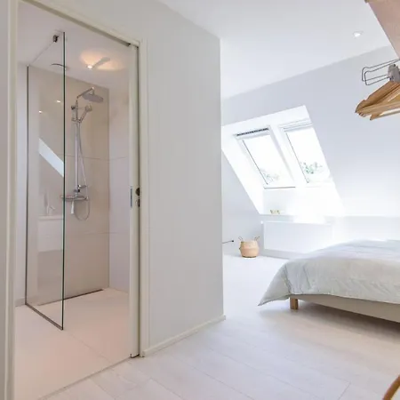 Kunstart20 Bed & Breakfast Saltum