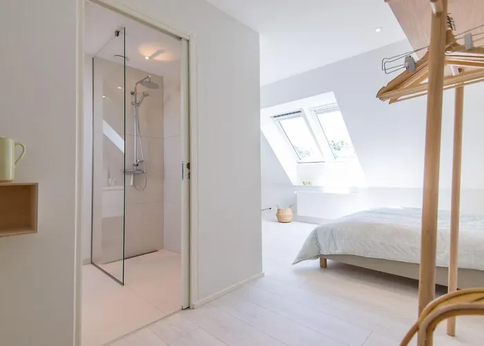 Kunstart20 Bed and breakfast Saltum